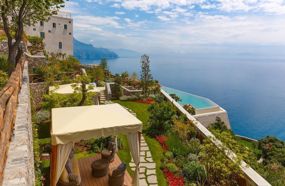 Monastero Santa Rosa Hotel & Spa Конка-дей-Марини Экстерьер фото